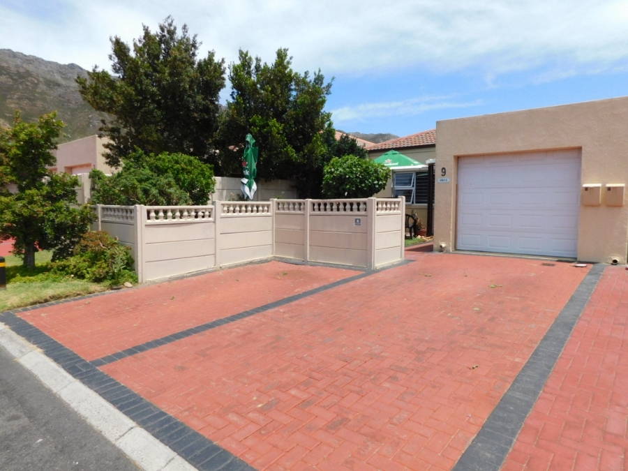 2 Bedroom Property for Sale in Admirals Park Western Cape